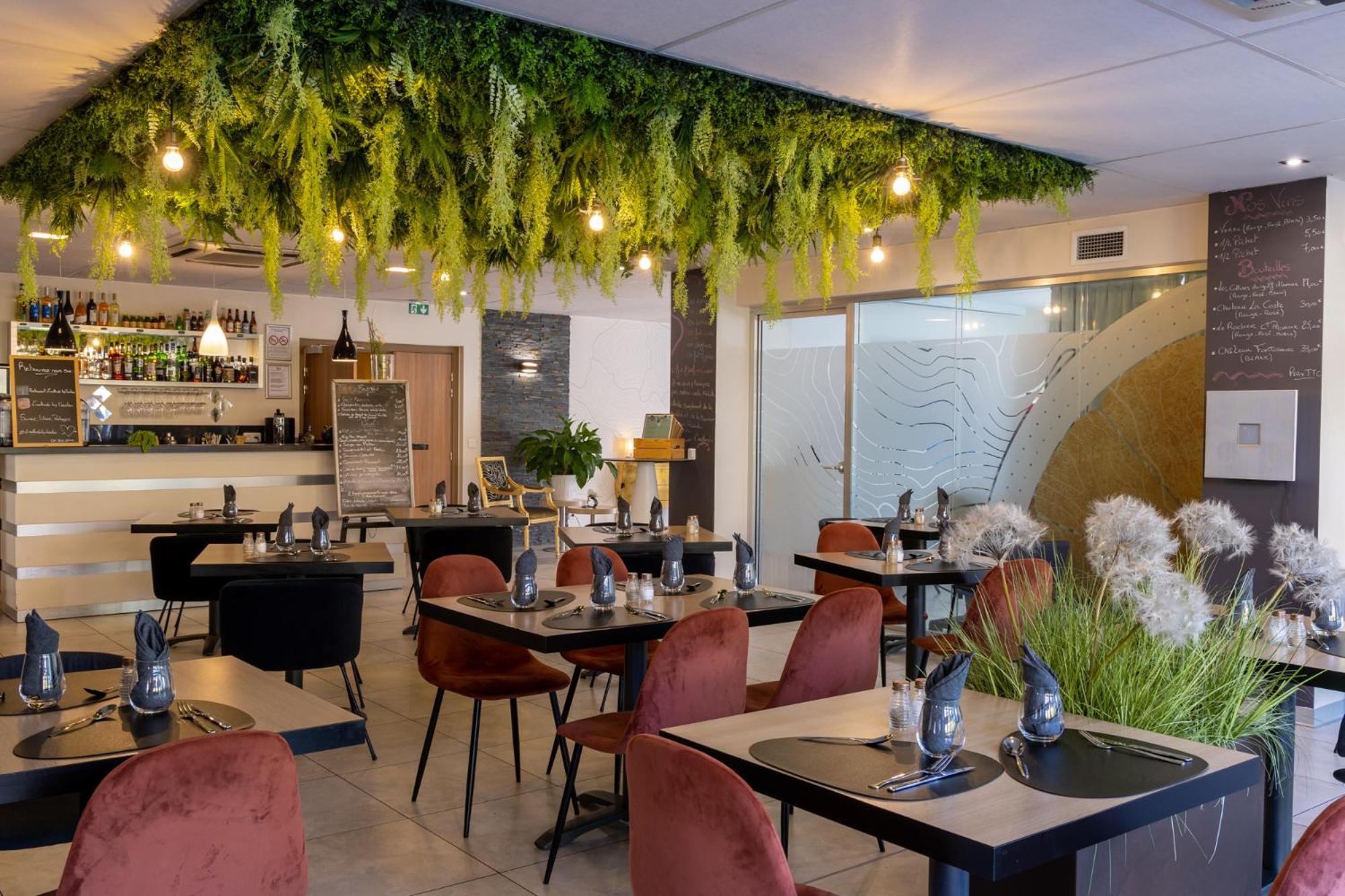 The Originals Boutique, Hotel L'Occitan, Aubagne La Destrousse Esterno foto