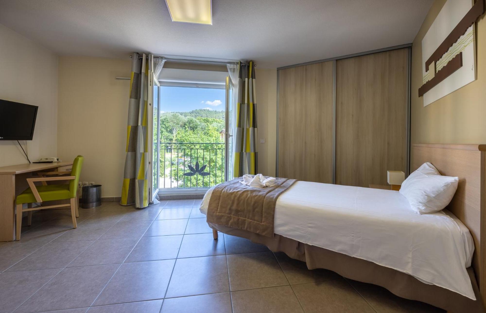 The Originals Boutique, Hotel L'Occitan, Aubagne La Destrousse Esterno foto
