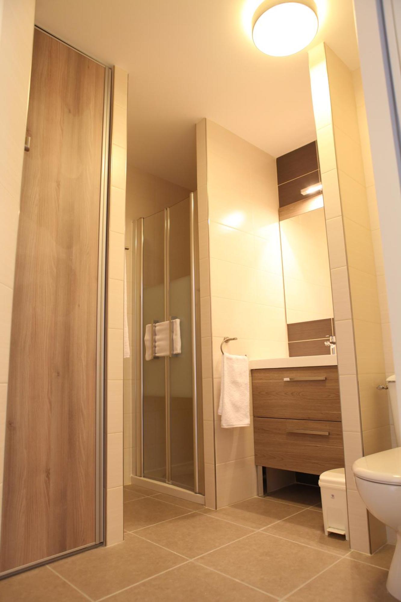 The Originals Boutique, Hotel L'Occitan, Aubagne La Destrousse Esterno foto